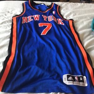 Carmelo Anthony Knick’s jersey medium